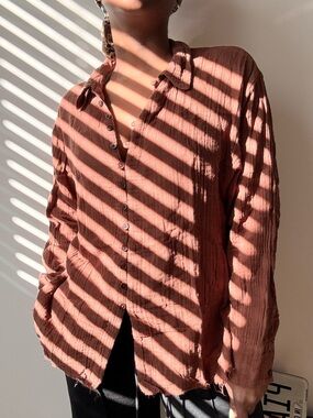 Lightweight Button-Down Shirt - Brown